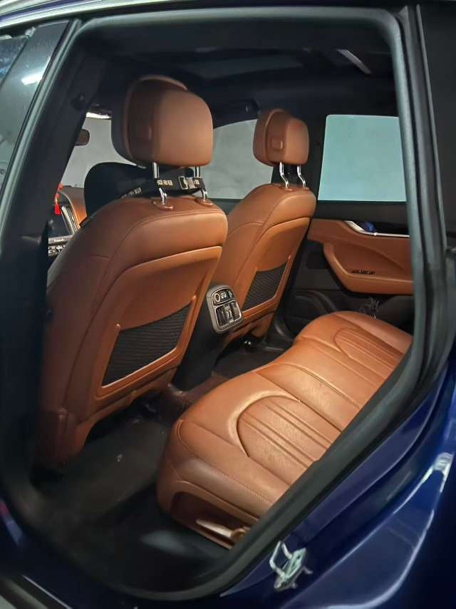 Maserati Levante 6