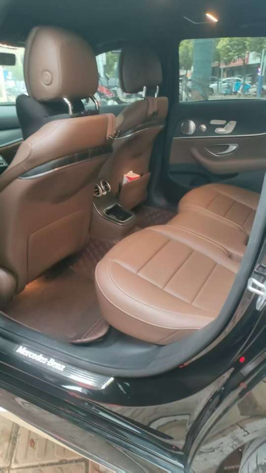 Mercedes-Benz E-Class 2022 E300 Luxury 4