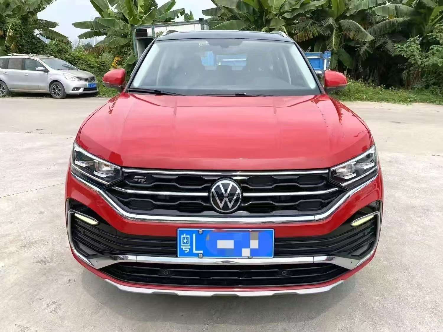 Volkswagen Tayron X 330 TSI 2WD Premium Smart Connect