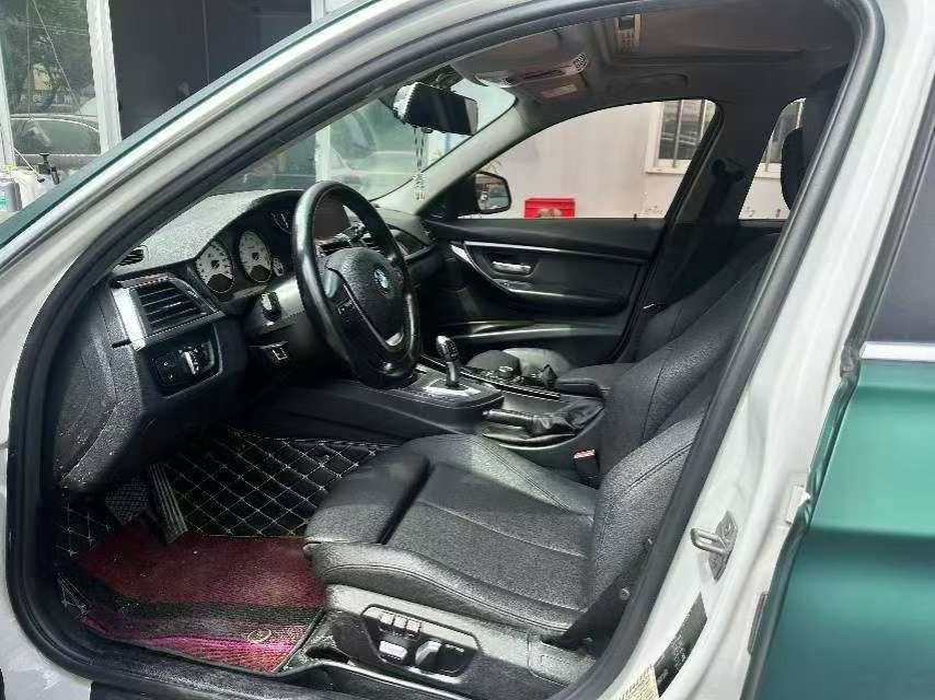BMW 3 Series 320Li Fashion Edition 6