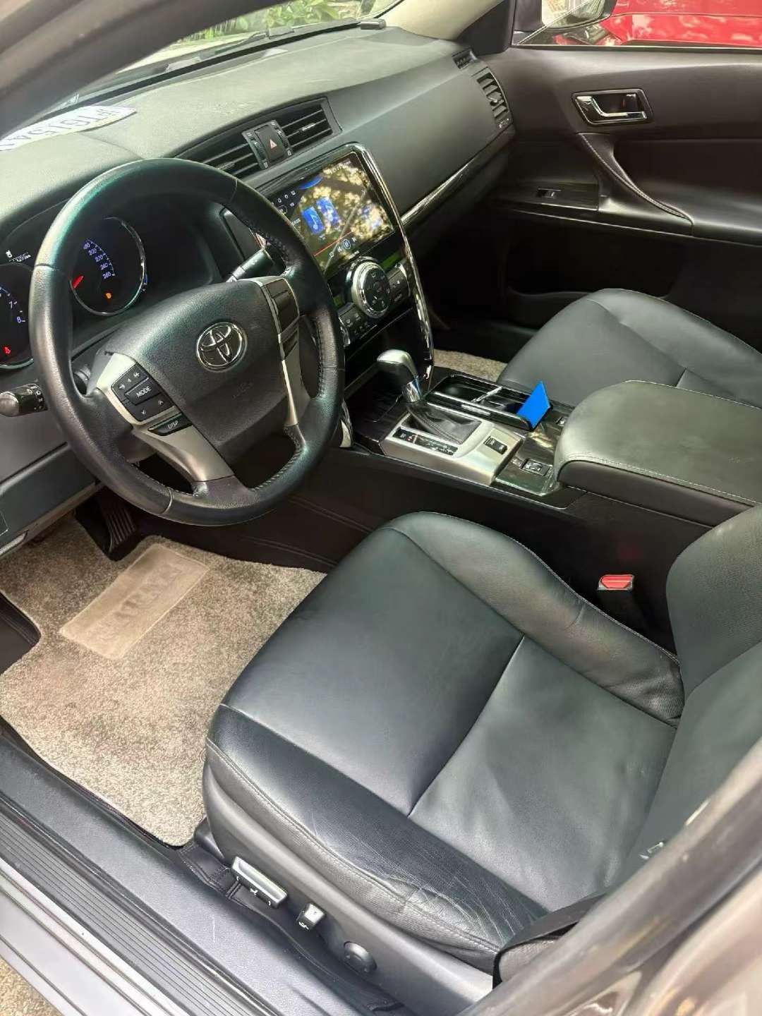 Toyota Reiz 2.5V 5