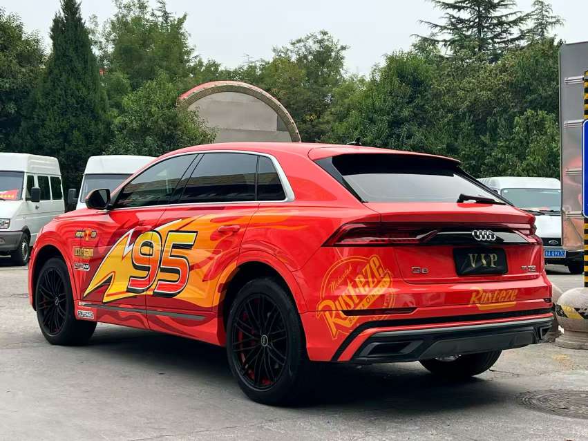 Audi Q8 2020 55 Luxury 7