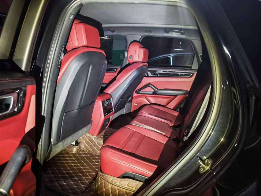 Porsche Cayenne 4