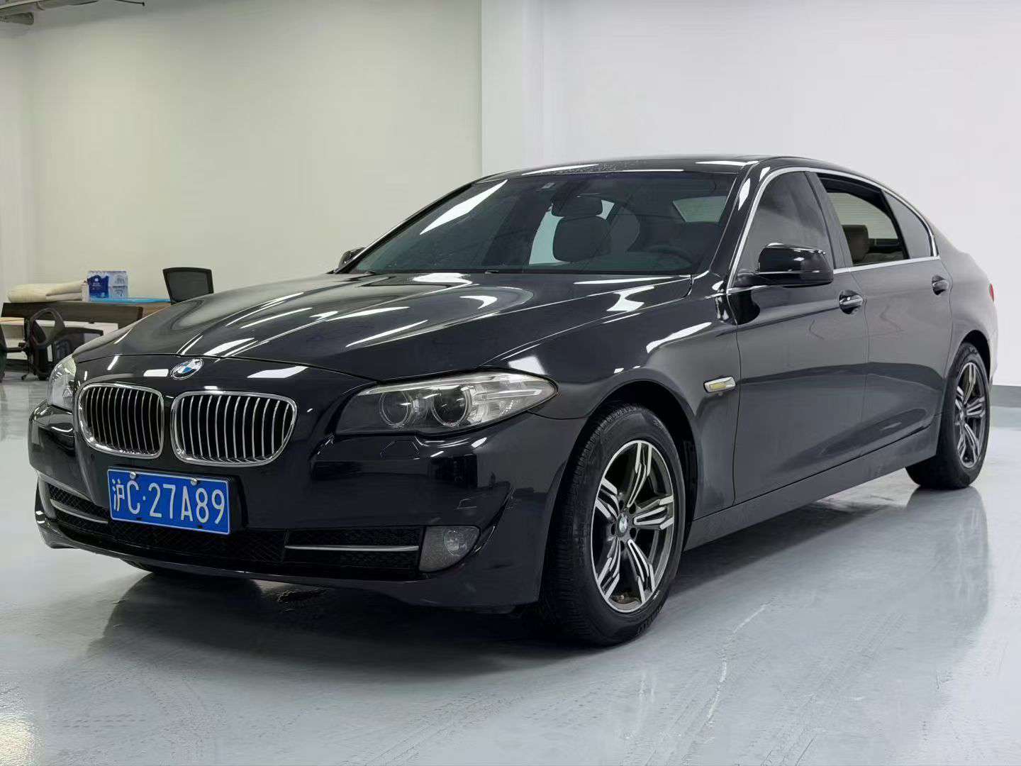 BMW 5 Series 525Li High Trim
