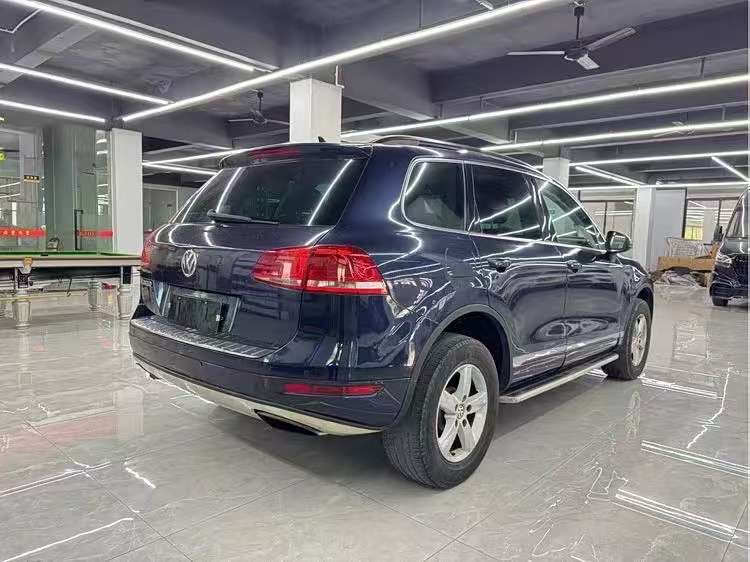 Volkswagen Touareg 3.0T TSi High Trim 3
