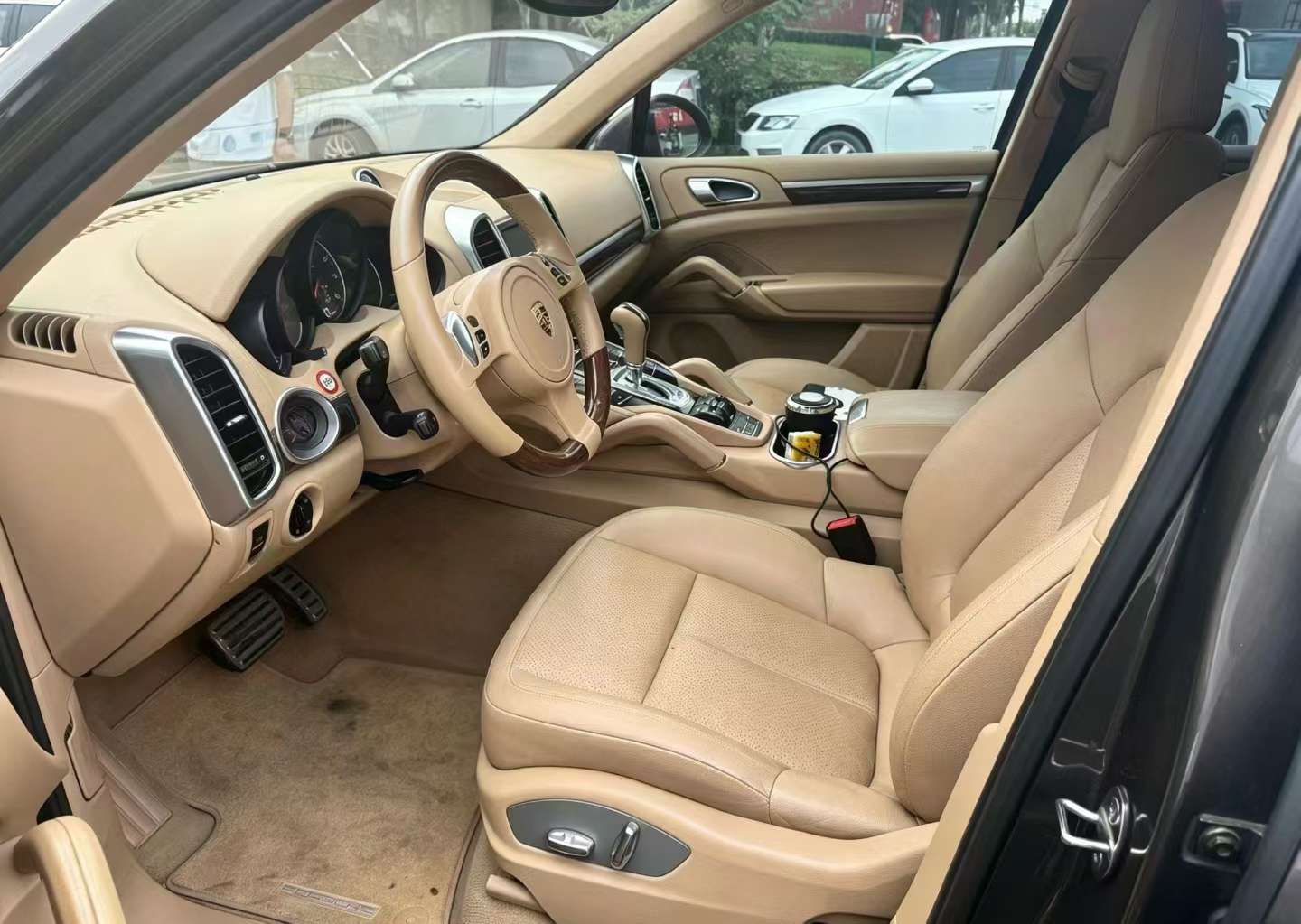 Porsche Cayenne 3.0T 6