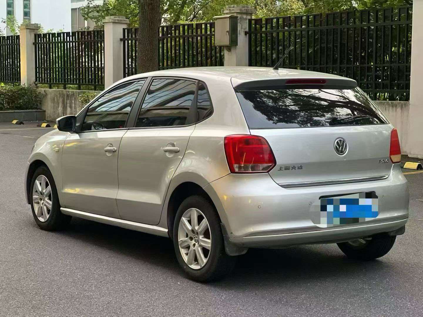 Volkswagen Polo 2011 1.4L Automatic 7