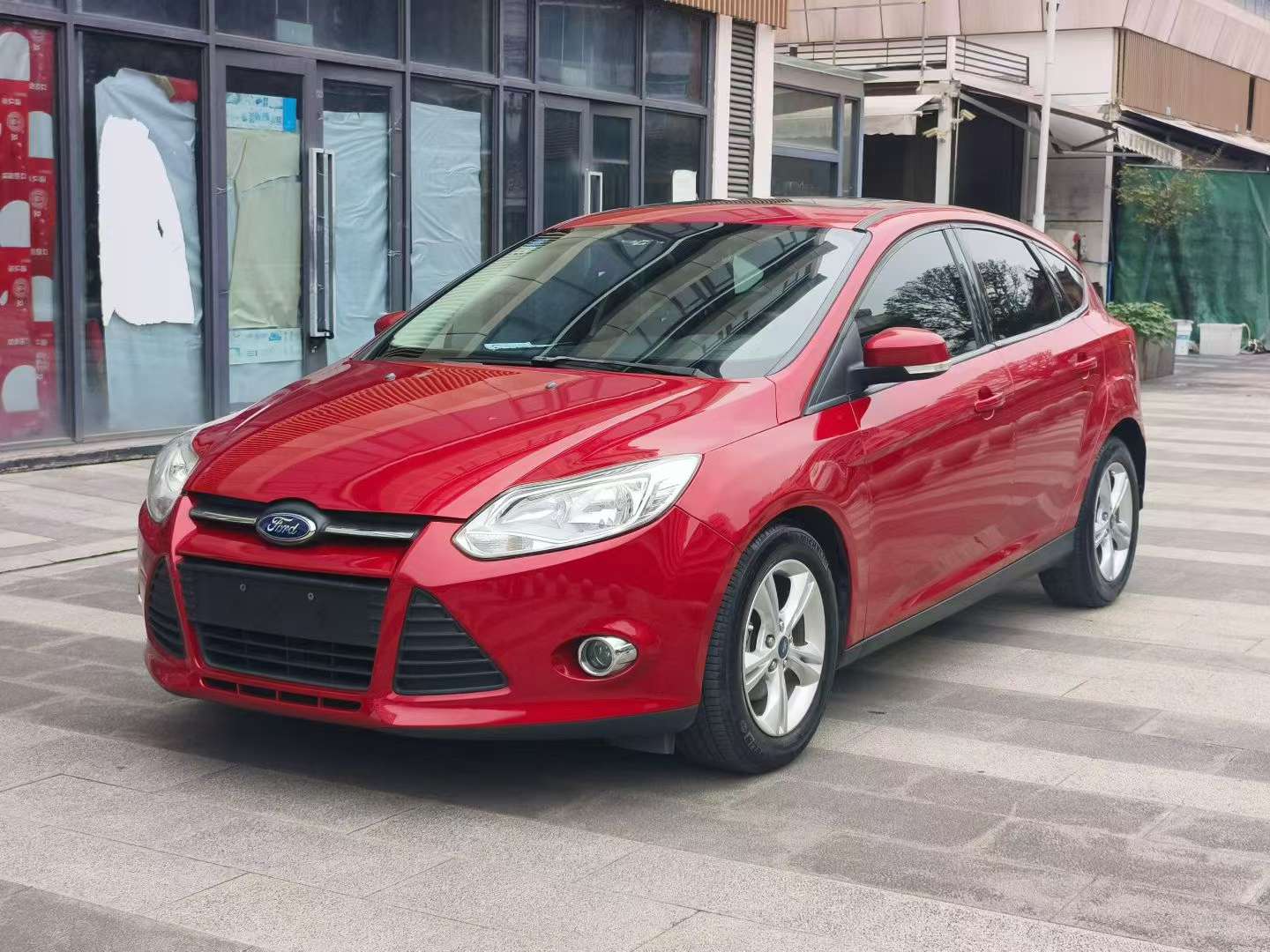 Ford Focus 2012 Hatchback 1.6L Automatic Trend