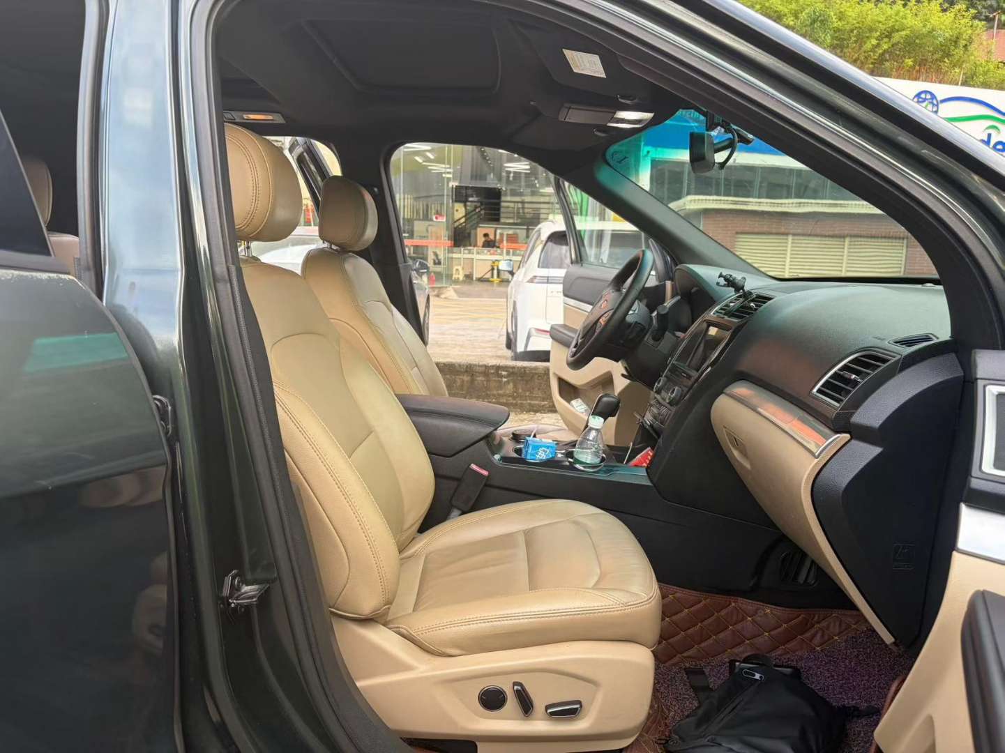 Ford Explorer 2016 2.3T 4WD Trend 7
