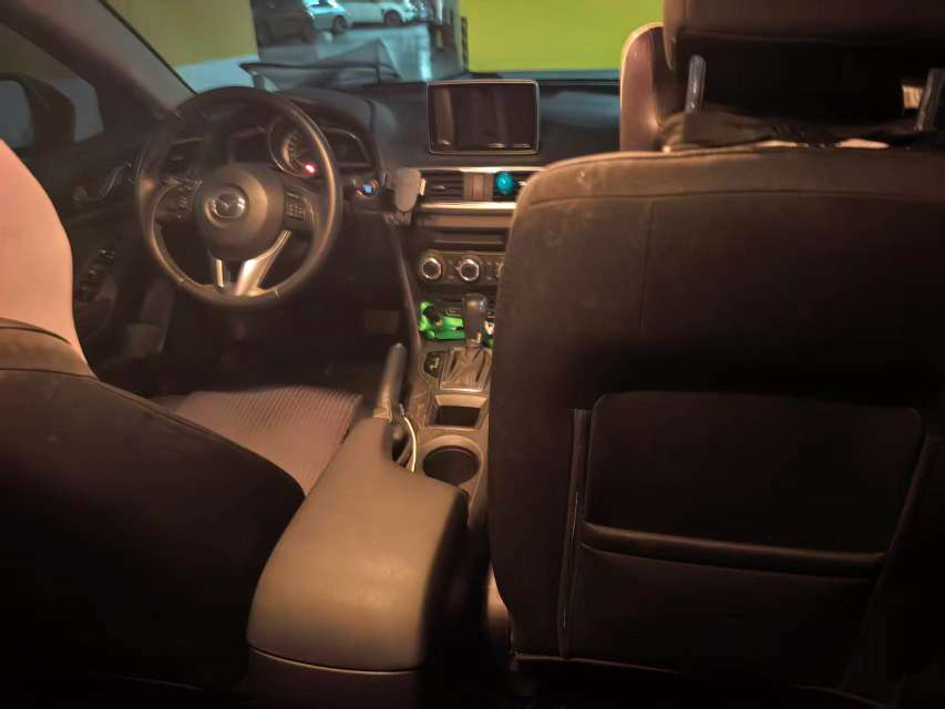Mazda Axela 1.5 Comfort Edition 6
