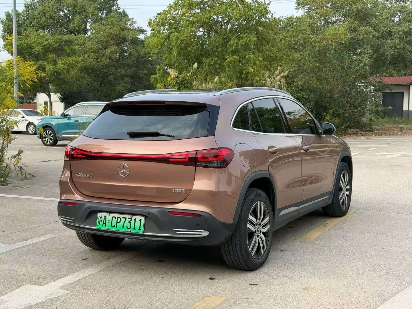 Mercedes-Benz EQA EQA 260 4