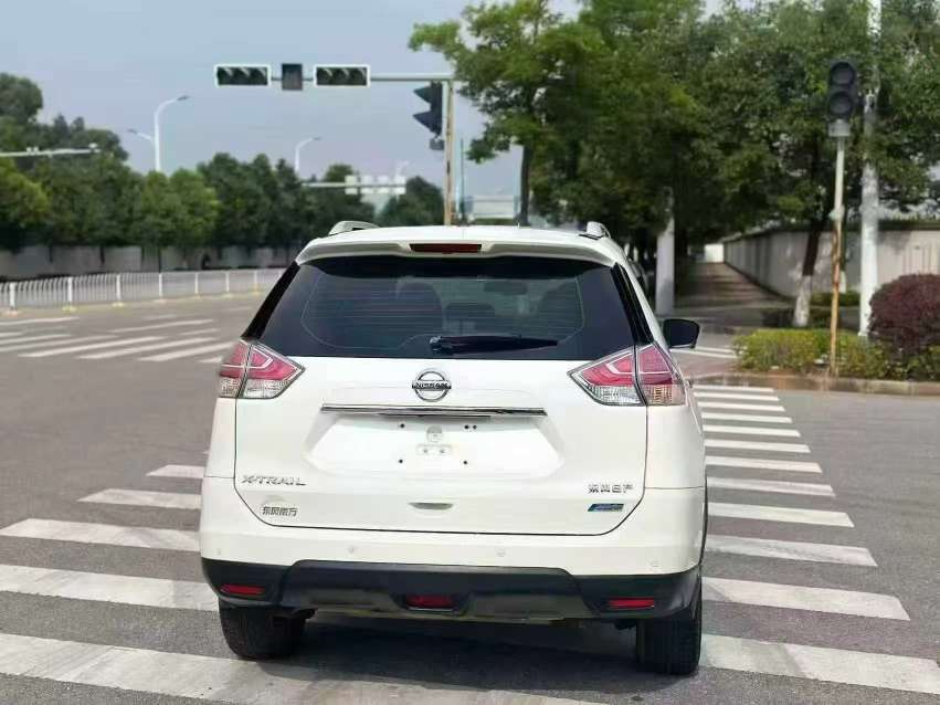 Nissan X-Trail 8