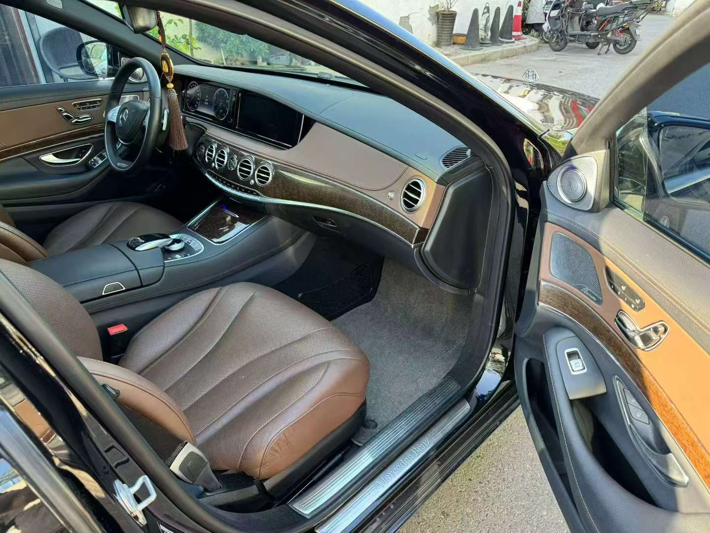 Mercedes-Benz S-Class S320L Business Upgrade Edition 4