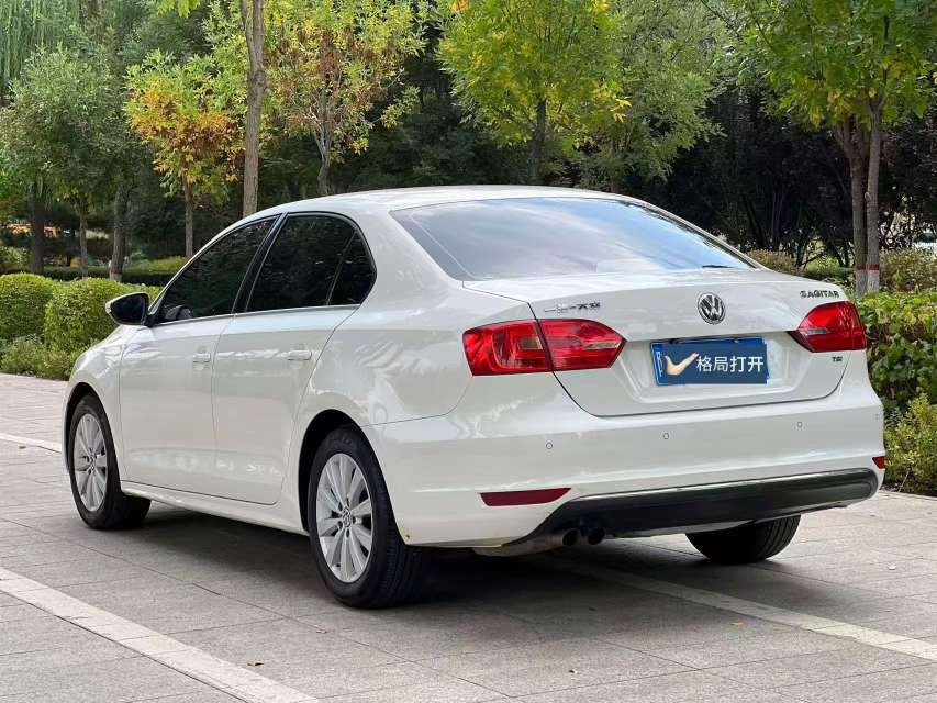 Volkswagen Sagitar 1.4T 7