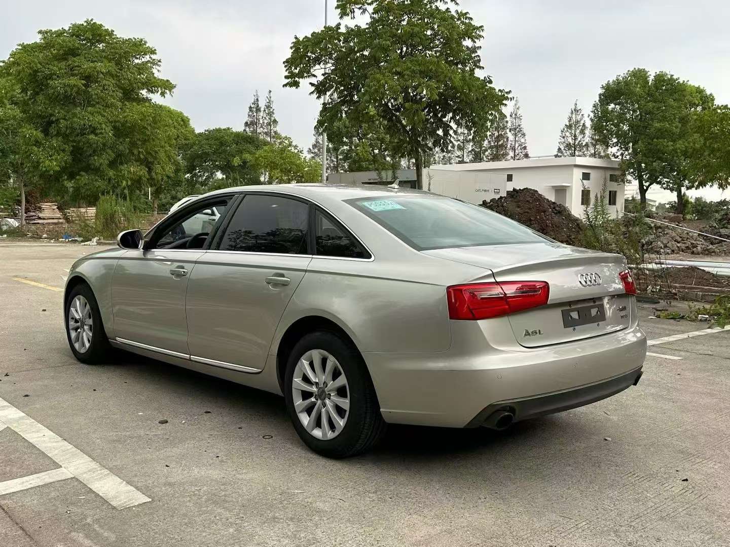 Audi A6 2015 Million Smart Commemorative Edition 7