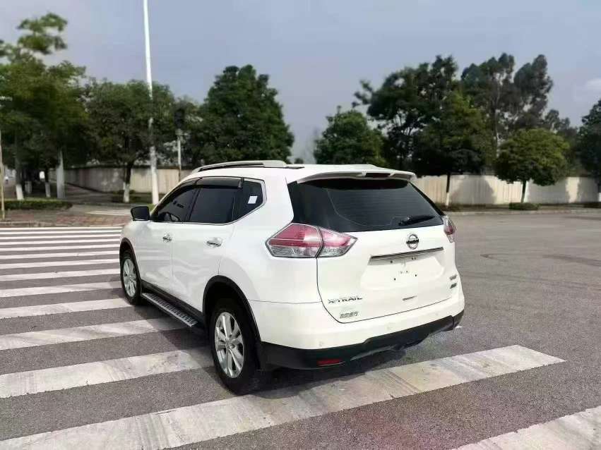 Nissan X-Trail 7