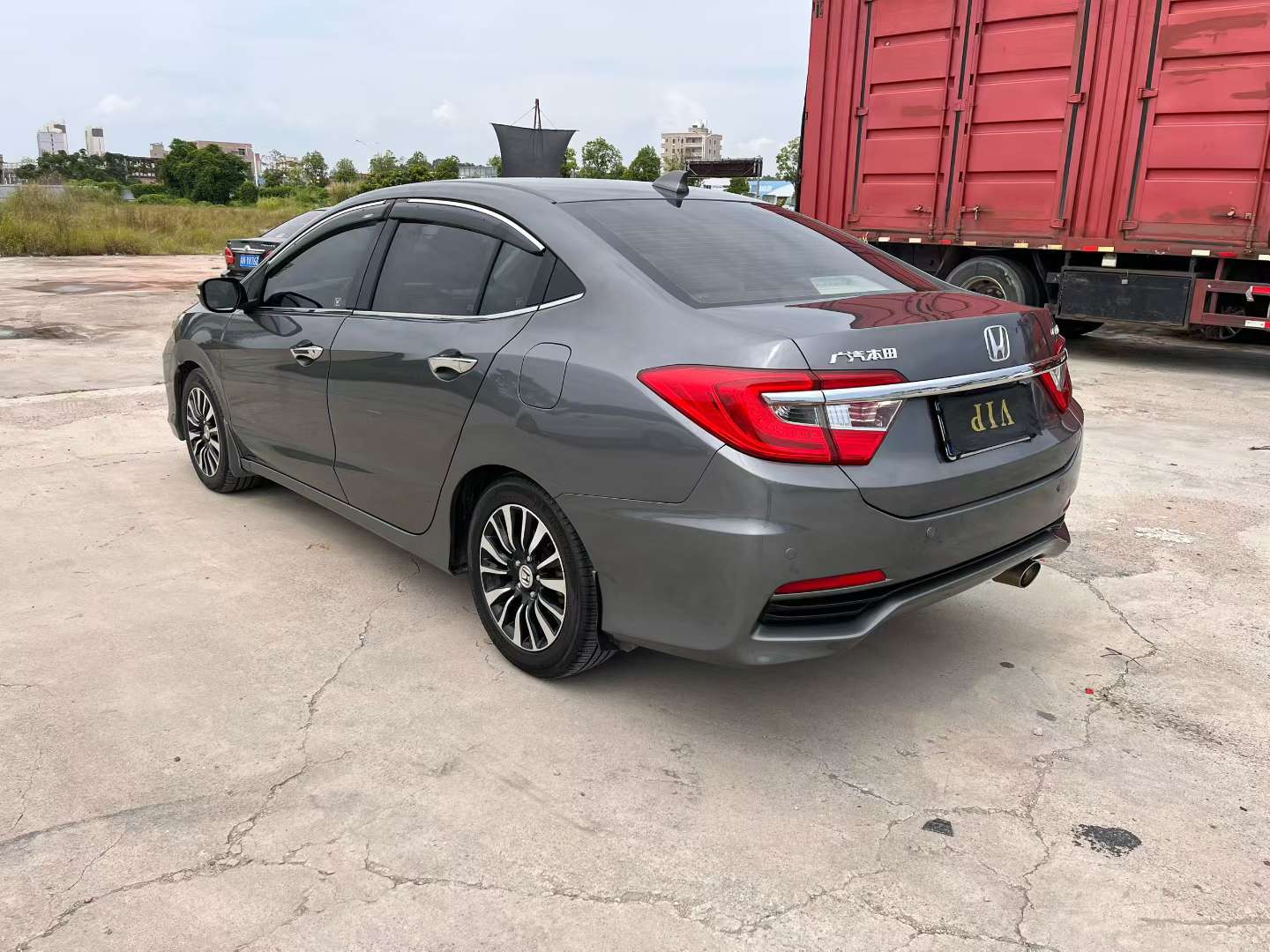 Honda Inspire 1.8 Automatic Deluxe Edition 7