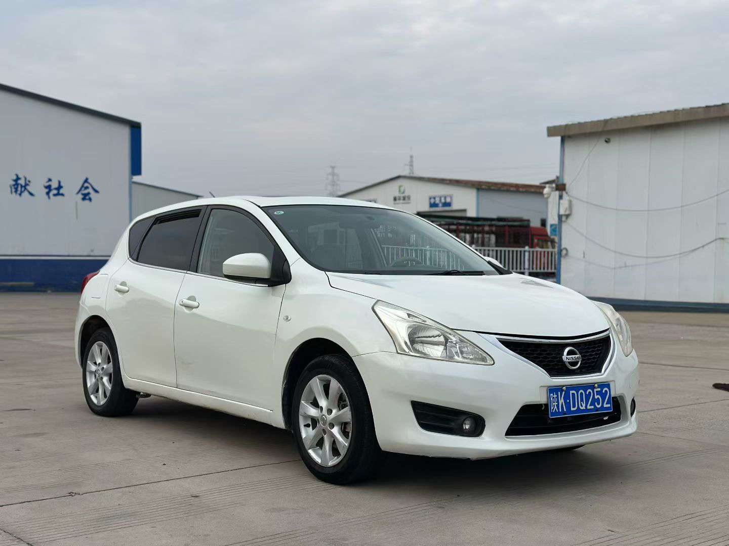 Nissan Tiida