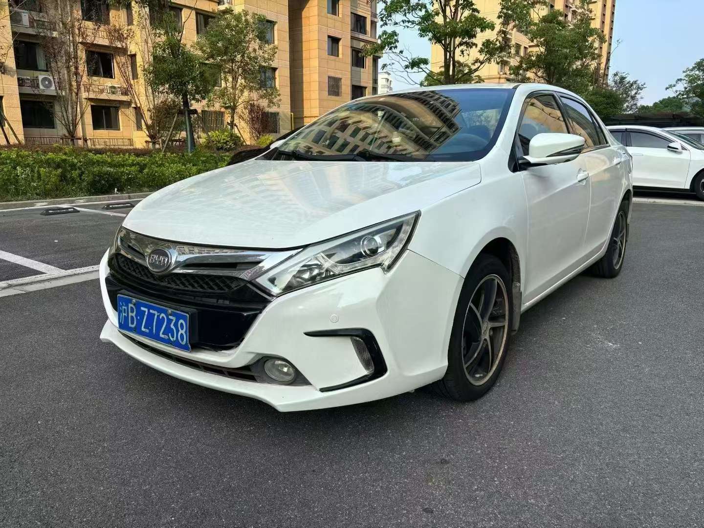 BYD Qin Qin 70 3