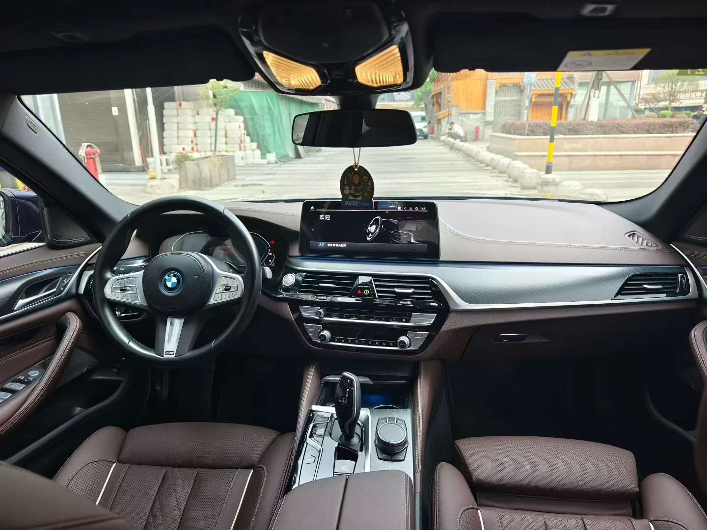 BMW 5 Series 2022 Facelift 535Le Pioneer Edition M Sport Package 6