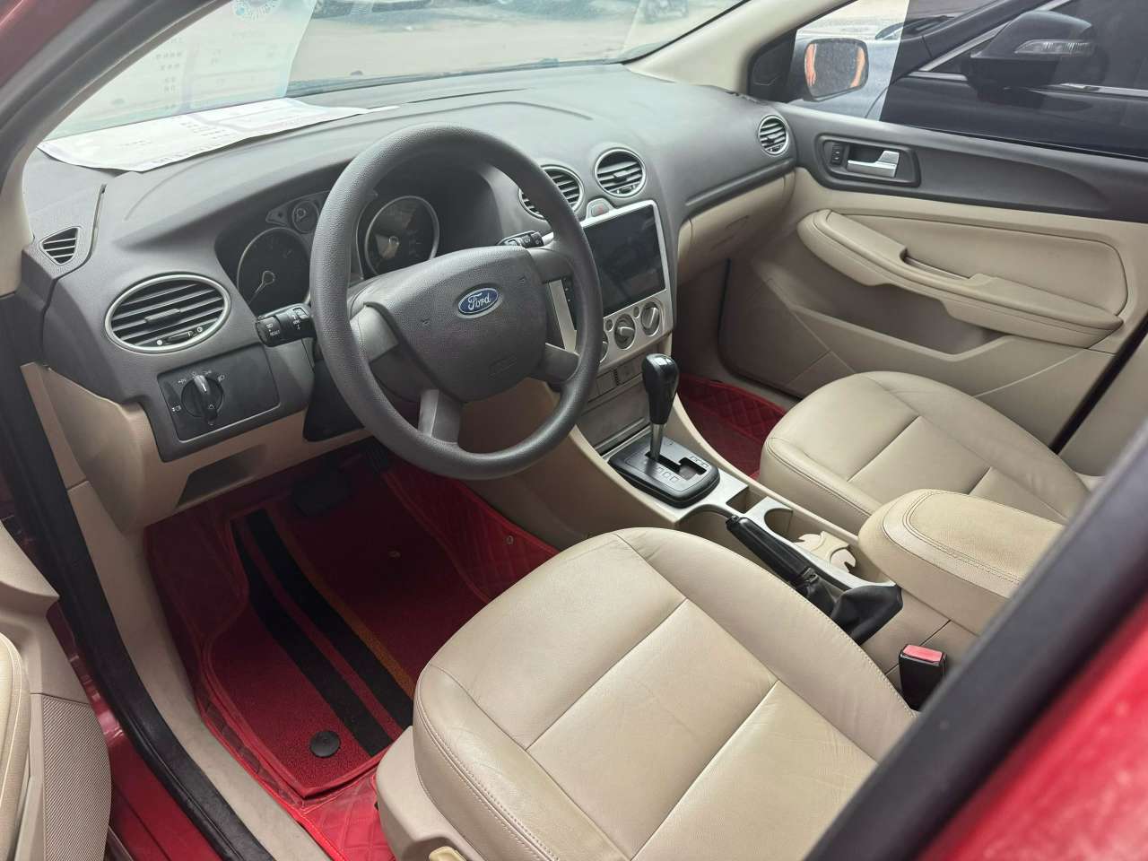 Ford Focus 2012 Automatic High Trim 7