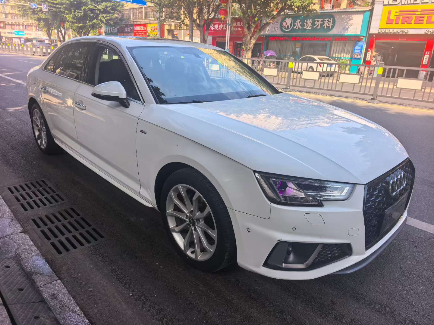 Audi A4L 2