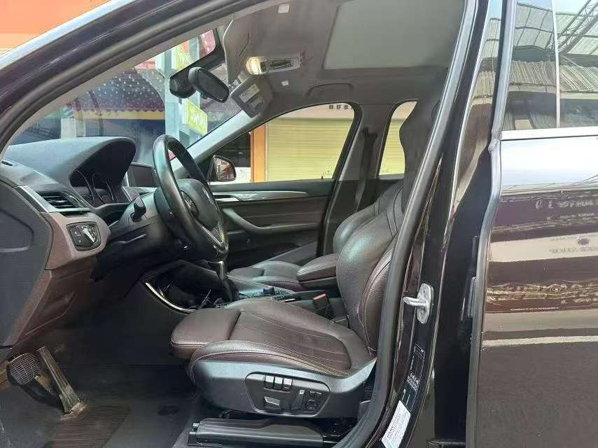 BMW X1 sDrive18Li 1.5T Luxury Edition 5