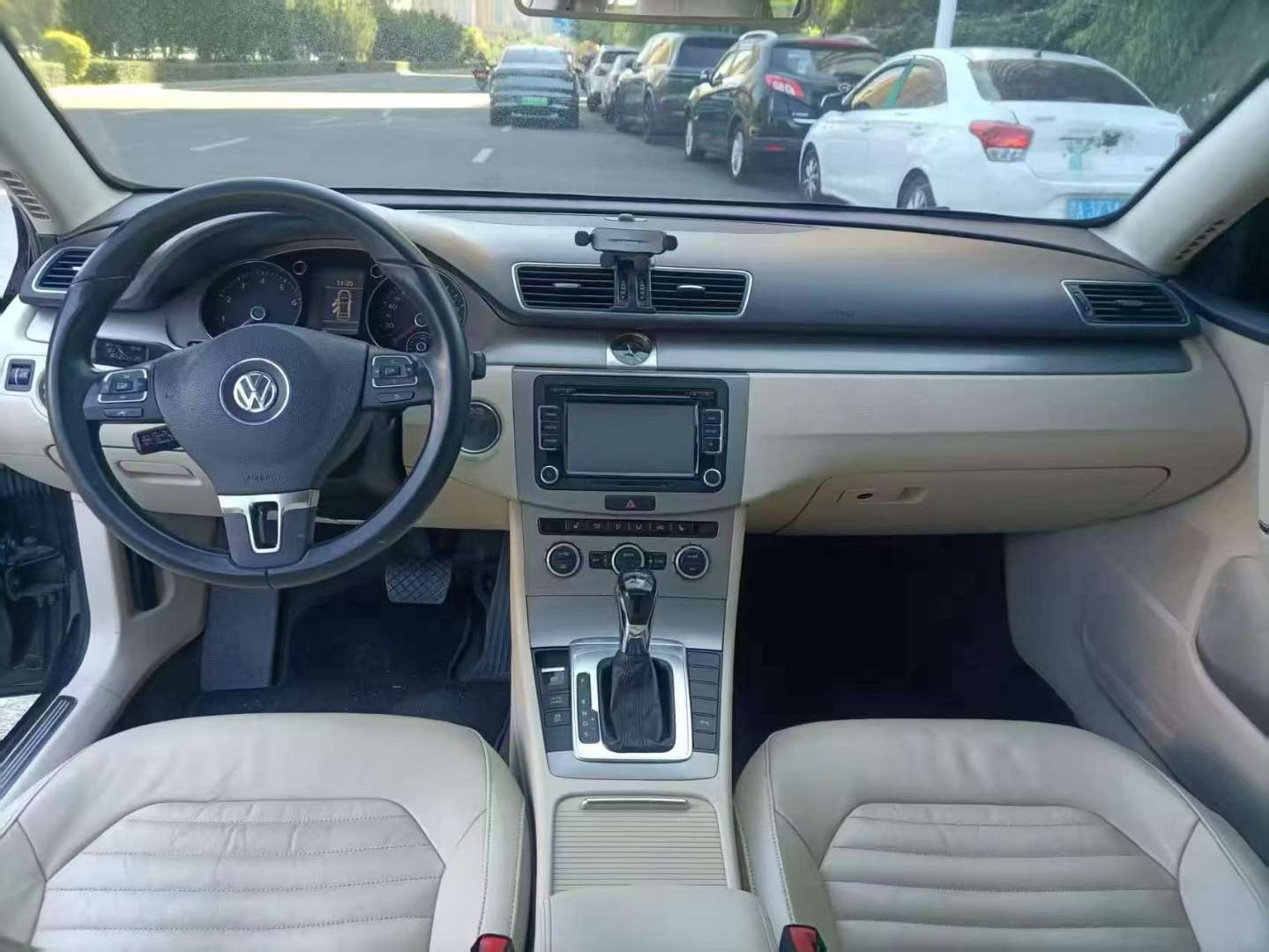 Volkswagen Magotan 1.8T Automatic Luxury Edition 8