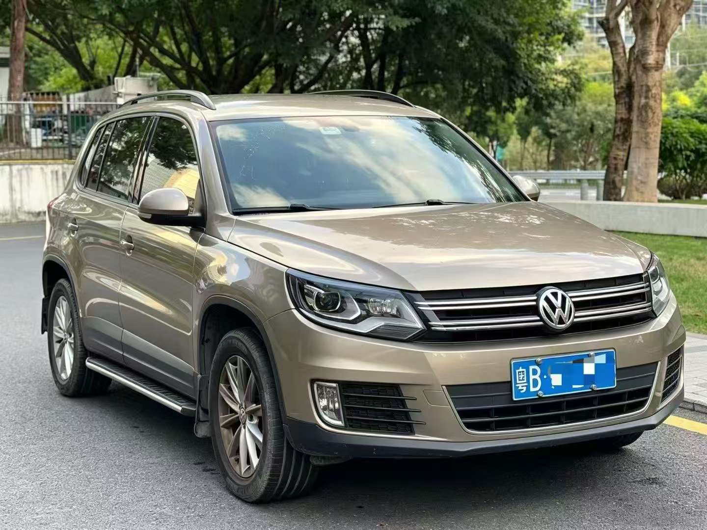 Volkswagen Tiguan 1.8T FWD Comfort Edition