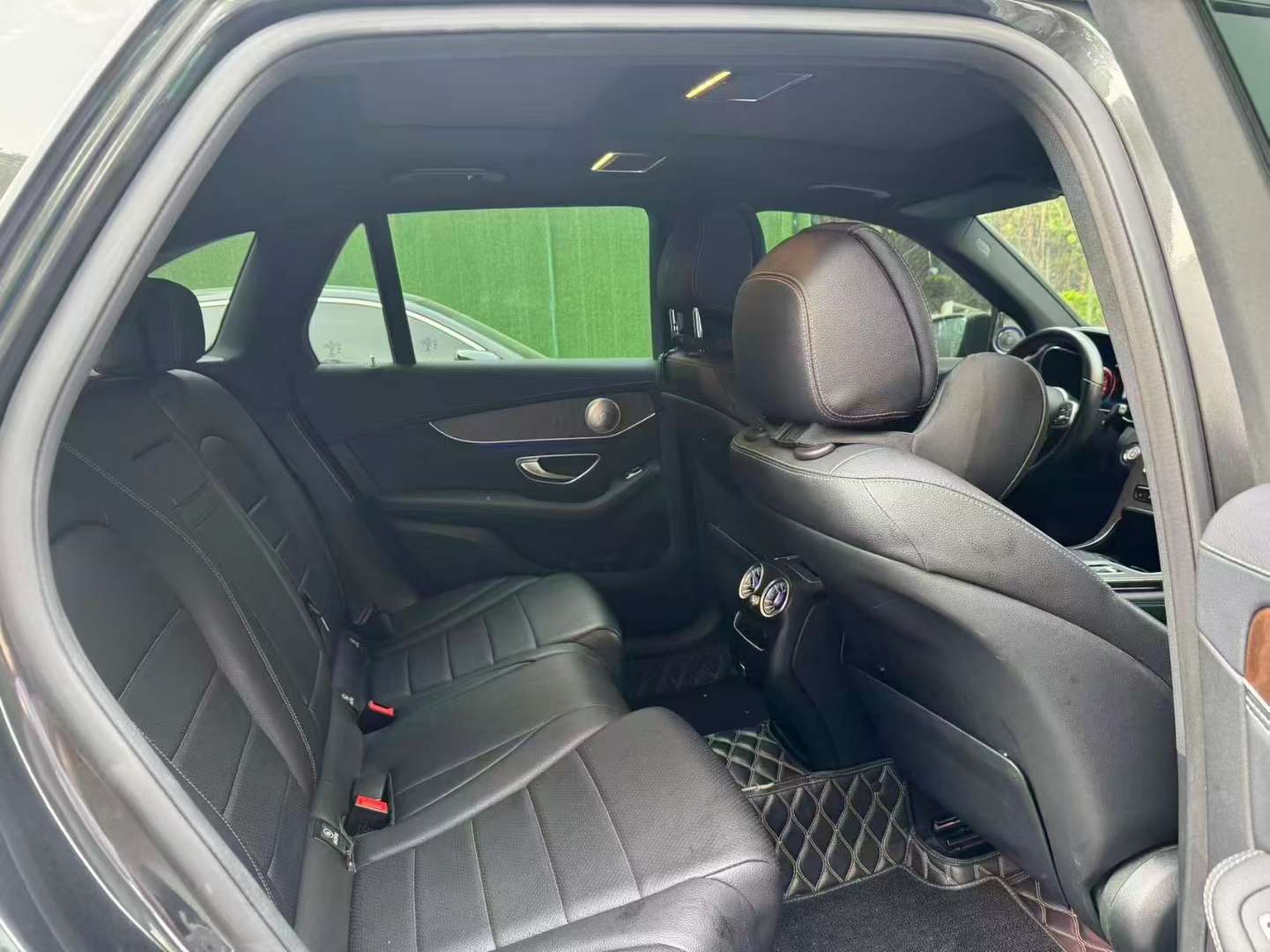 Mercedes-Benz GLC GLC260L Luxury 2.0T 8
