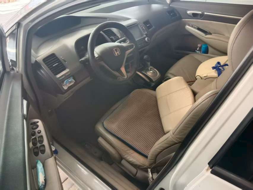 Honda Civic 1.8L Luxury Edition 3