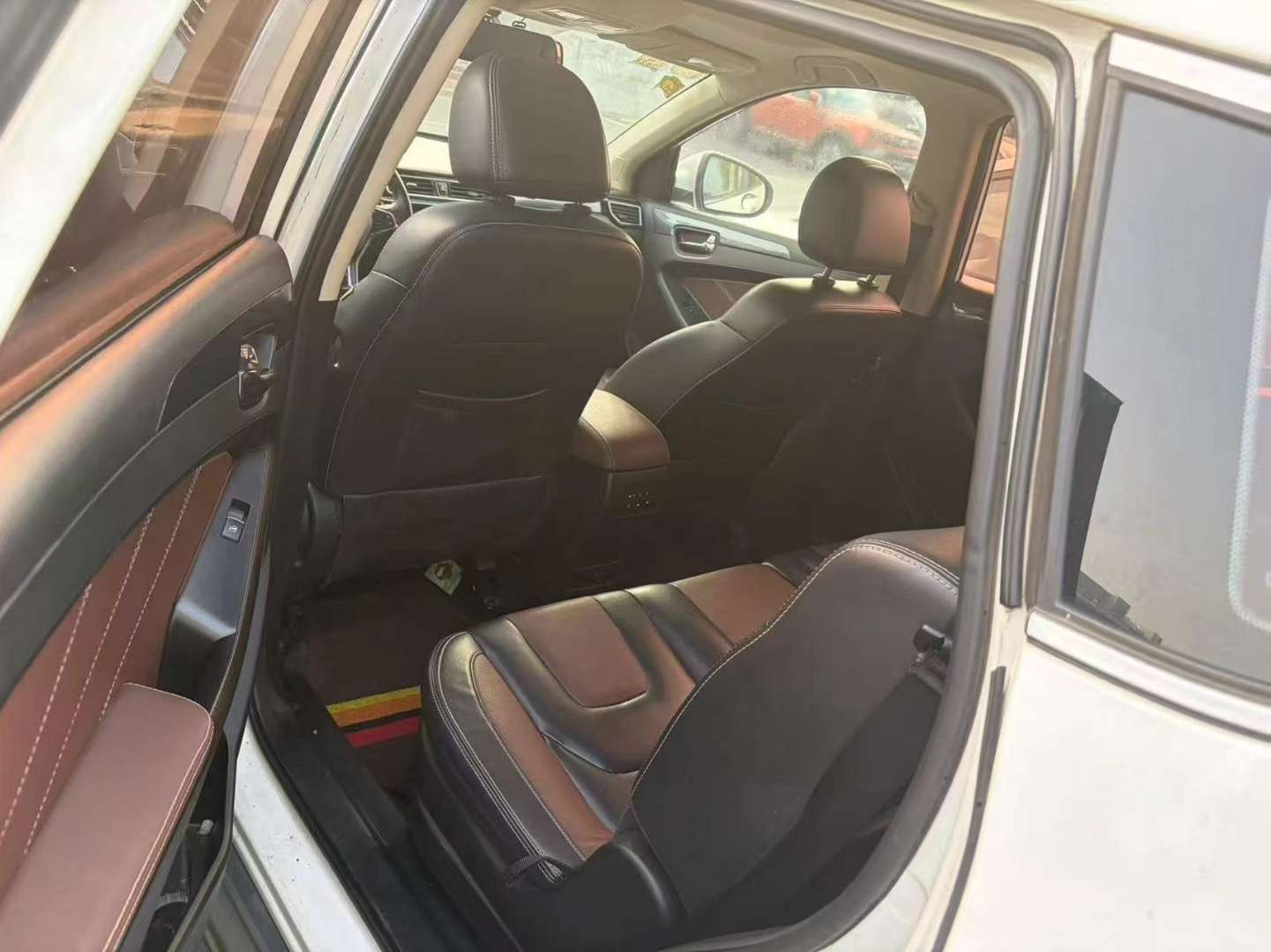 Fengguang 580 1.5T Luxury Edition 4