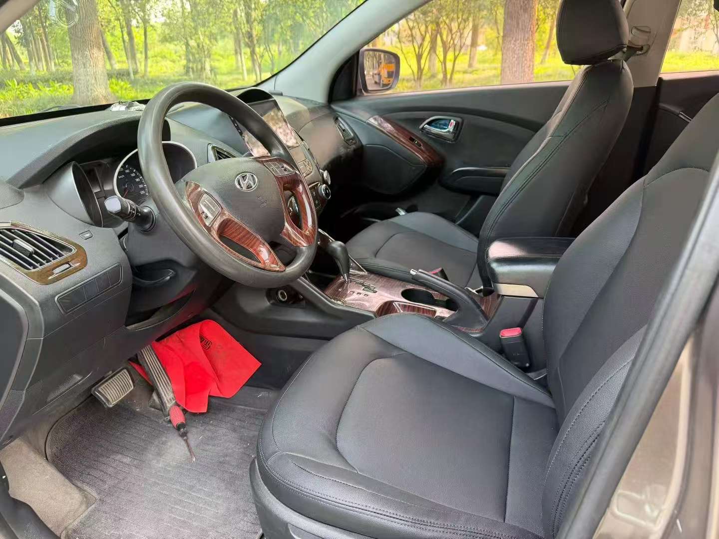 Hyundai ix35 2014 2.0L Automatic Sunroof 8