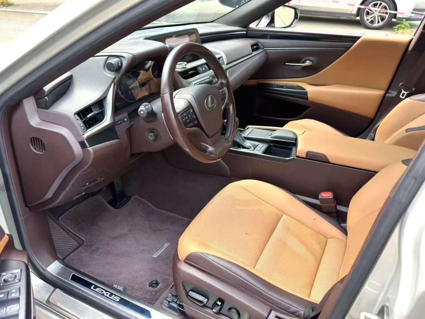 Lexus ES 2020 ES200 2.0 CVT Excellence 6