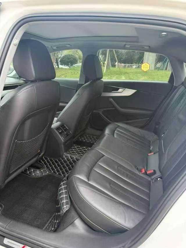 Audi A4L 2.0T Fashion 5