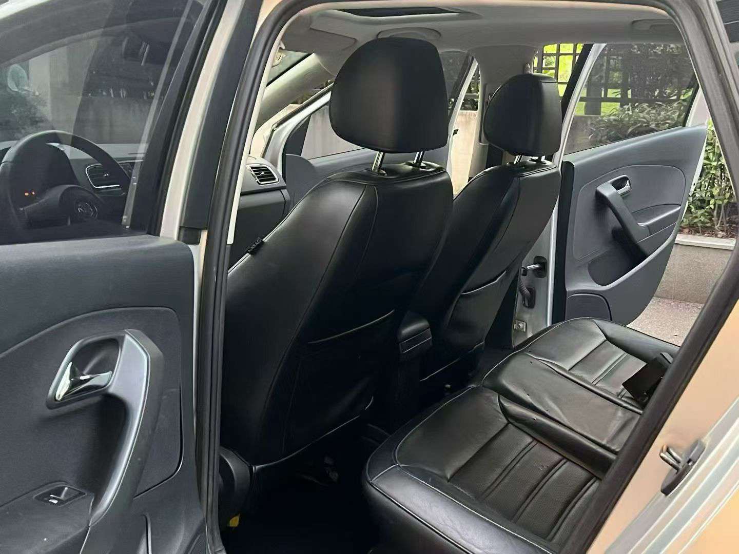 Volkswagen Polo 2011 1.4L Automatic 6
