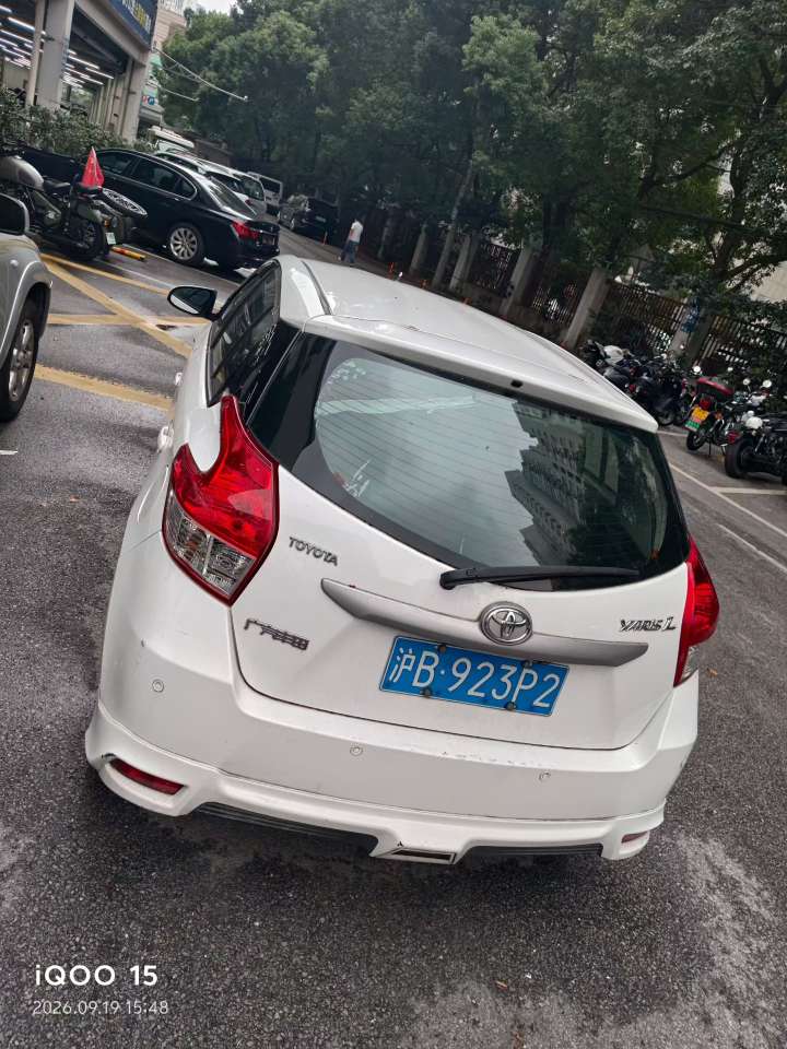 Toyota Yaris L 3