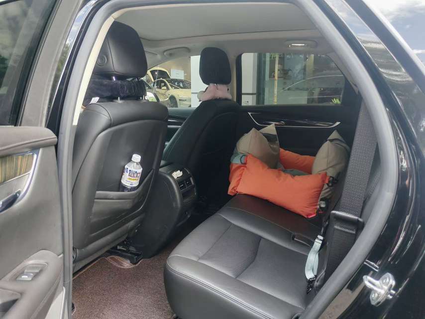 Cadillac XT5 2.0T Luxury Edition 5