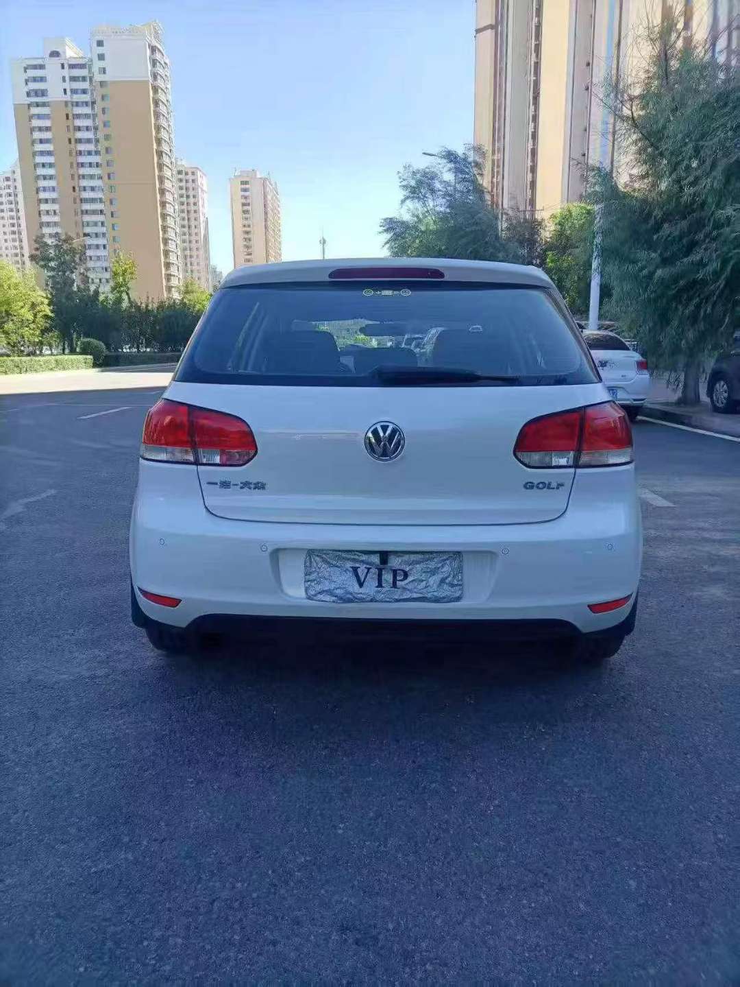 Volkswagen Golf 1.6L Automatic High Trim 6