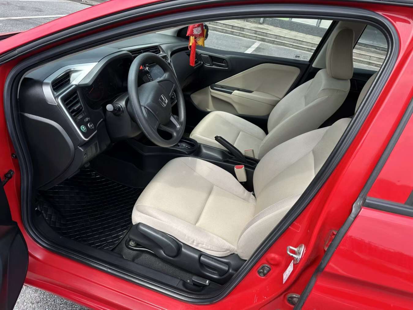Honda City 2015 1.5L CVT Comfort Edition 4