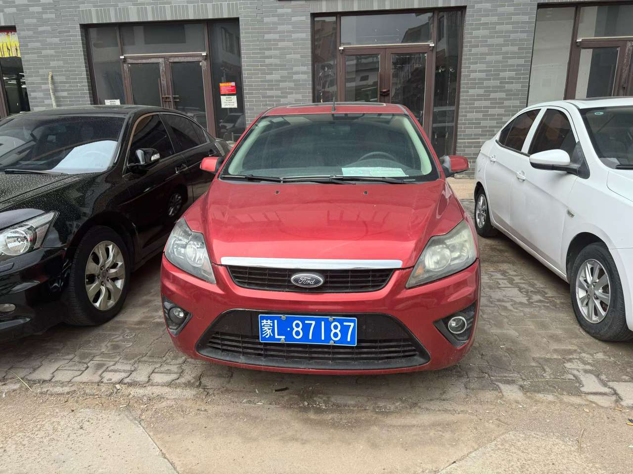 Ford Focus 2012 Automatic High Trim 2