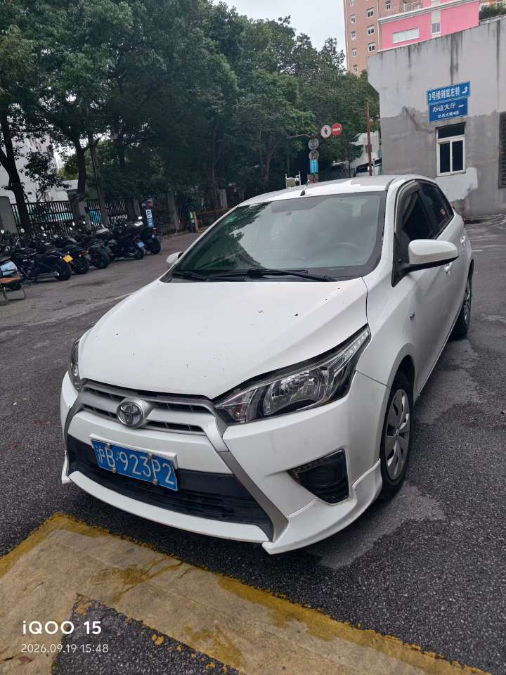 Toyota Yaris L