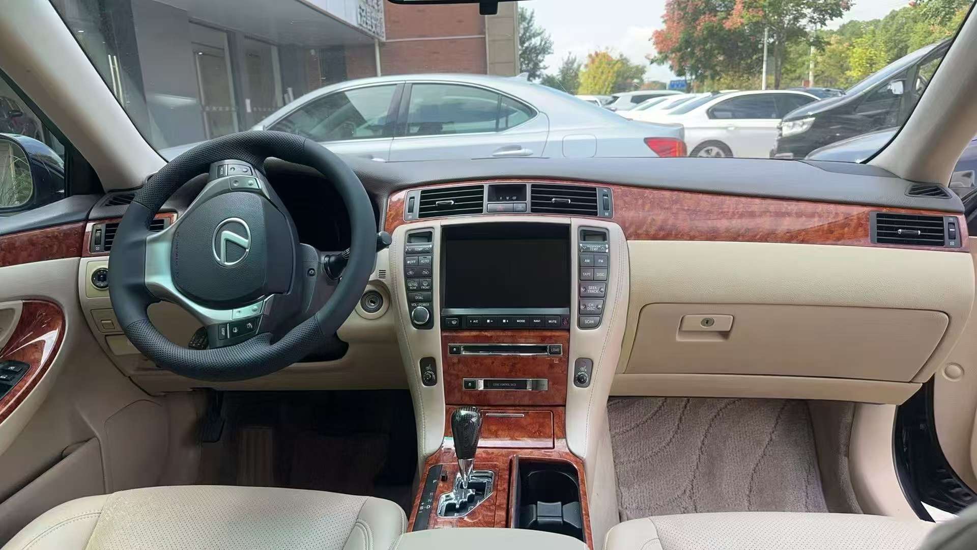 Toyota Crown 2008 2.5L Navigation High Trim 9