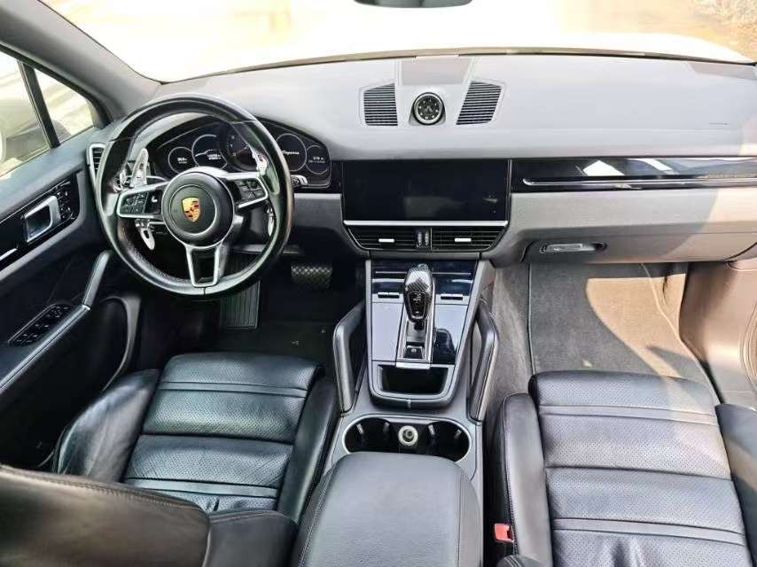 Porsche Cayenne 2019 3.0T 5