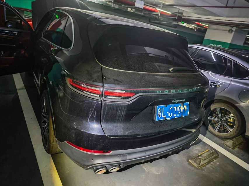 Porsche Cayenne 3