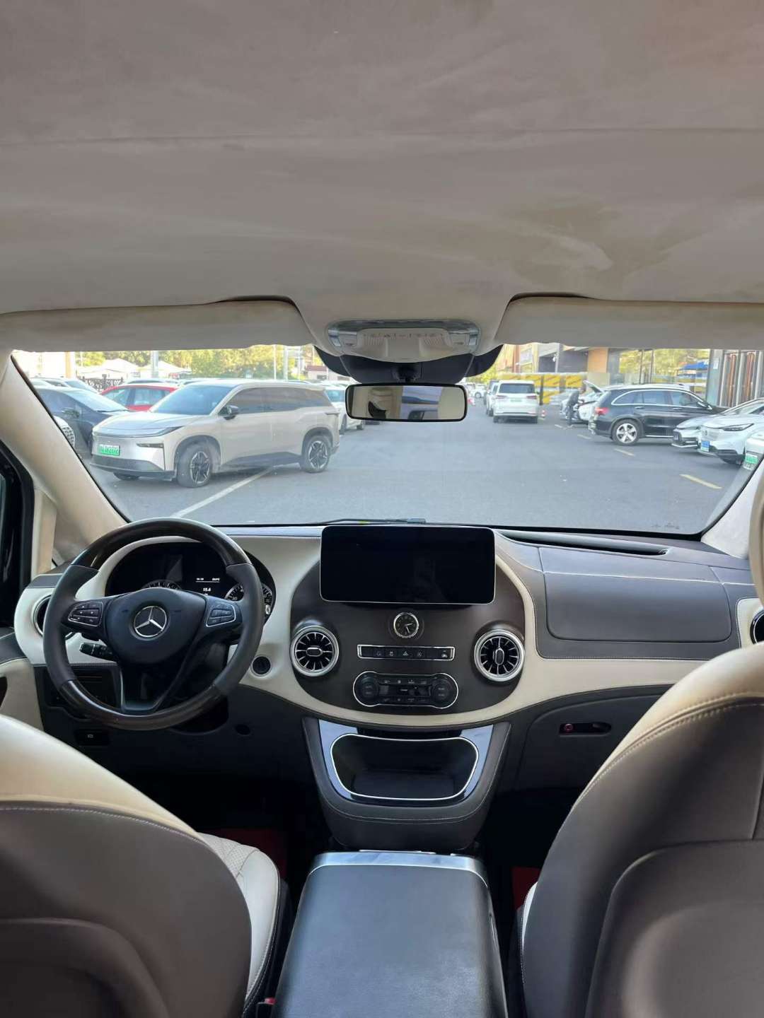 Mercedes-Benz Vito 2017 2.0T Automatic High Trim 8