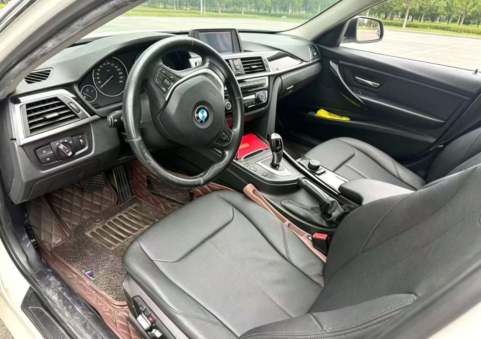 BMW 3 Series 320Li 2.0T Fashion 5