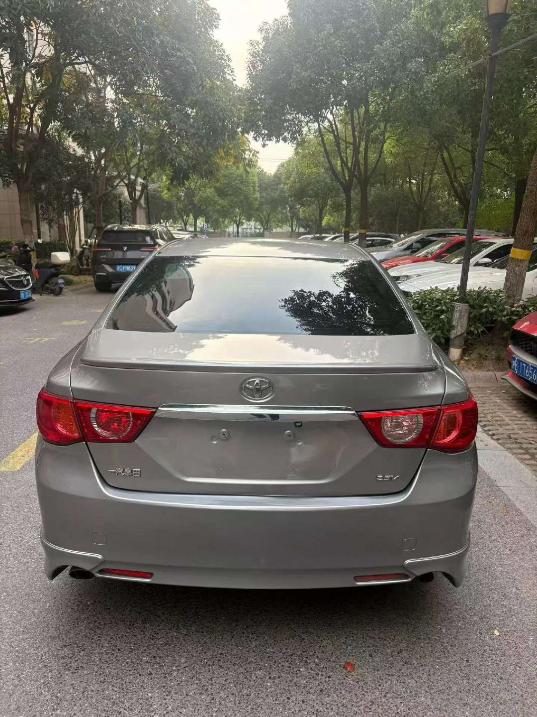 Toyota Reiz 2.5V 3