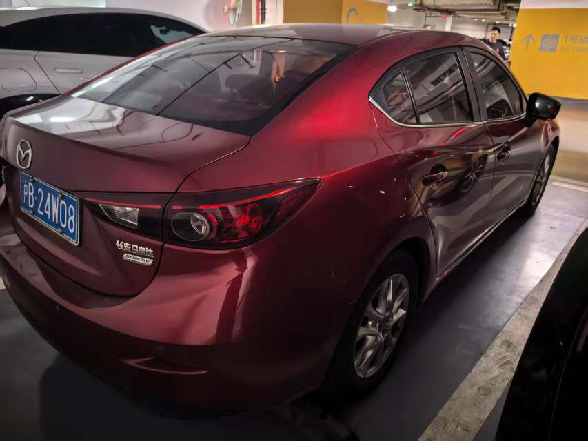 Mazda Axela 1.5 Comfort Edition 9