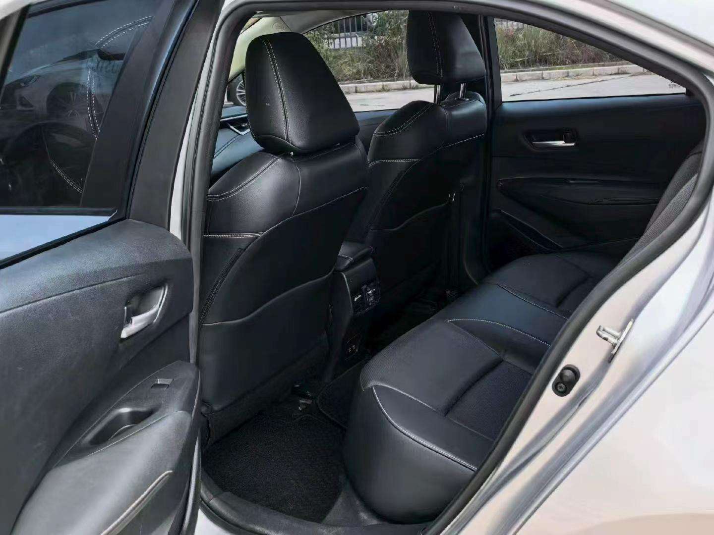 Toyota Corolla 1.2T Automatic Luxury Edition 6